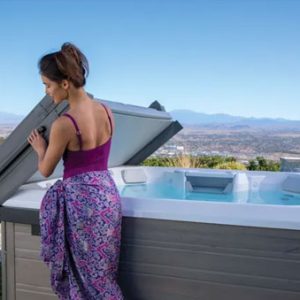 Hot Spring® Lift ‘N Glide® Cover Lifter