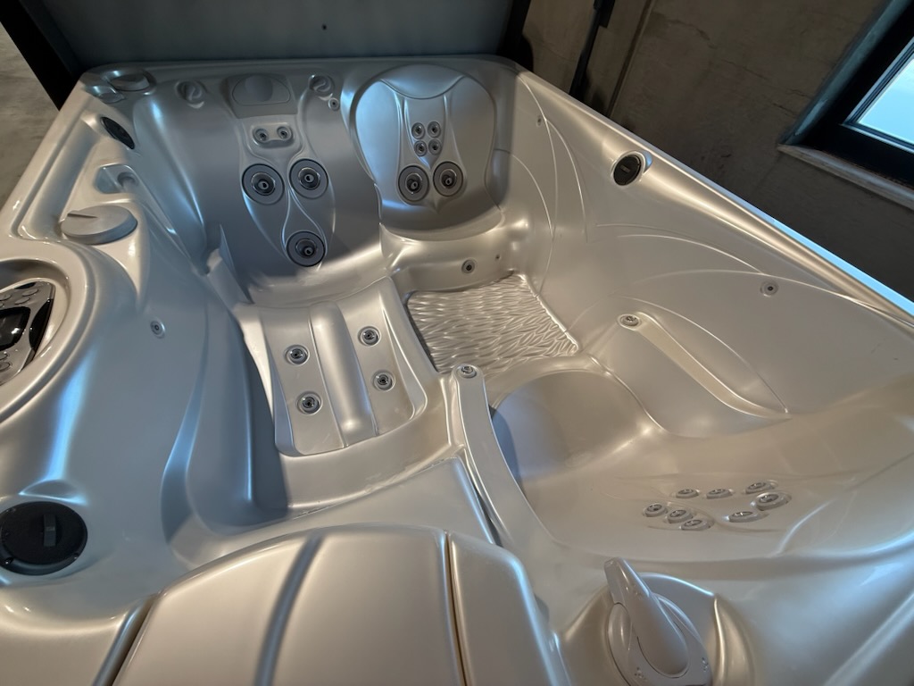 2024 Paradise Kauai SALTWATER - $8,995 - Image 4