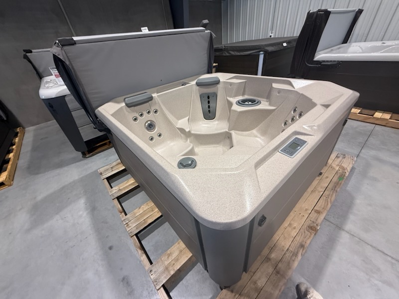 2023 HotSpot SX - $5,995 - Image 4