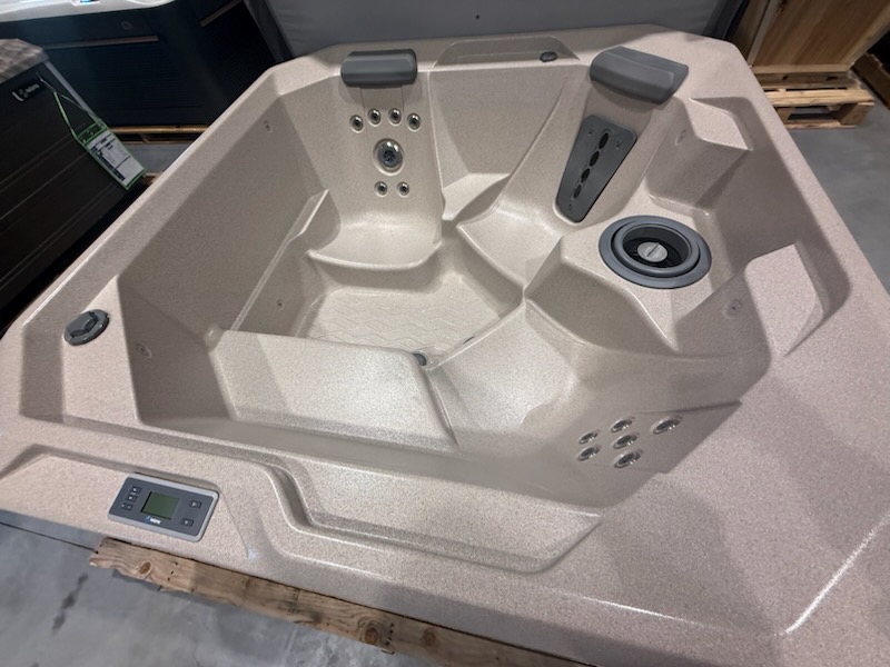 2023 HotSpot SX - $5,995 - Image 5