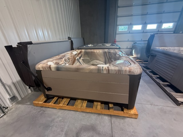 2021 Highlife Aria - $13,495 (SALTWATER) - Image 4